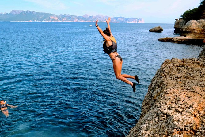 Mallorca: Kayaking, Sea Cave, Cliff Jumping & Snorkel Tour - What the $83.44 price includes