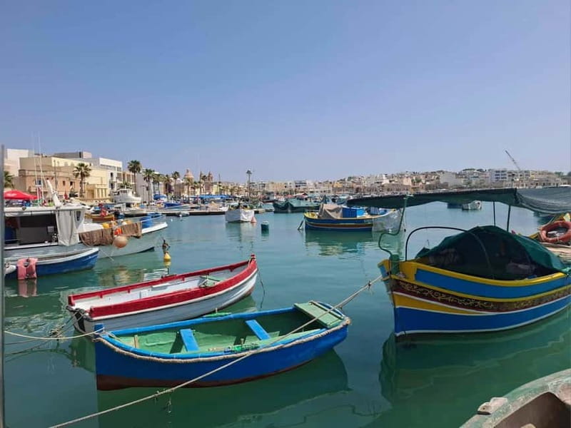 Malta: 5 hr Vintage Bus Tour - Mdina & Blue Grotto inc. food - Guides, commentary, and the human side of the tour