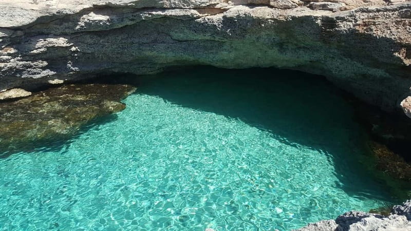 Malta: Comino, Santa Maria Bay, Blue Lagoon & Sea Caves Tour - Caves, Crystal Lagoon, and Elephant Rock