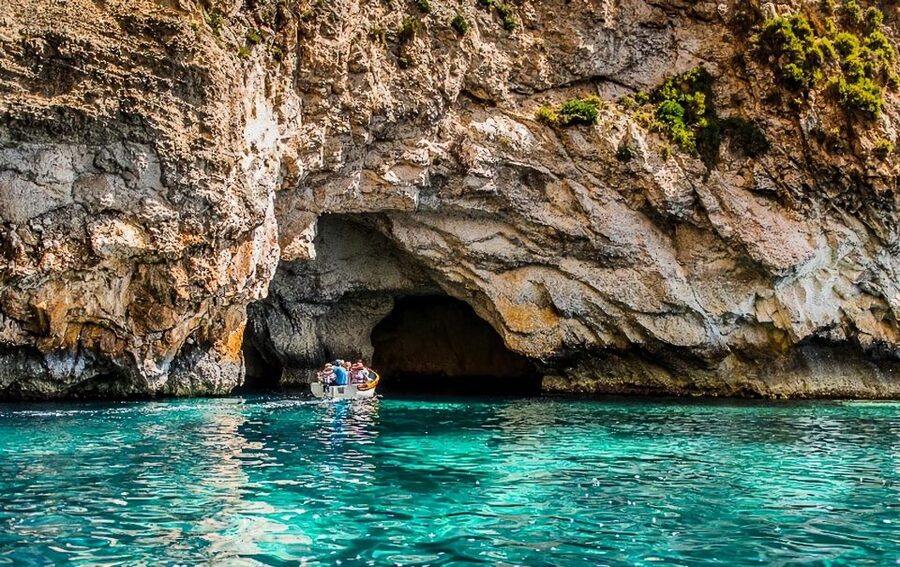 Malta: Prehistoric Temples, Limestone Heritage & Blue Grotto - Guides who make the history easier to follow