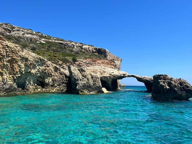 Malta: Private Boat Cruise with Caves, Beaches & Swim Stops - What the skipper adds to the day