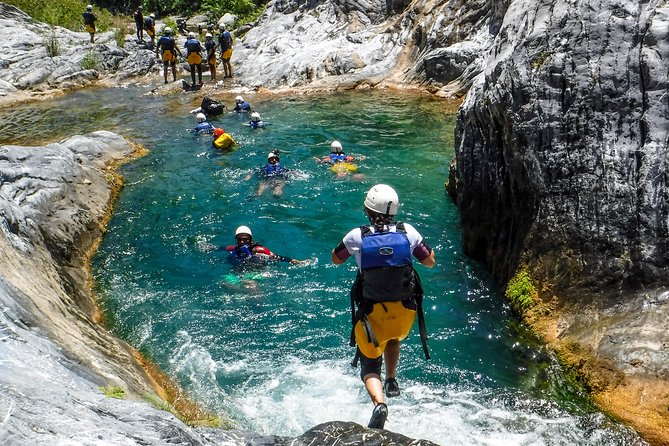 Matacanes : Canyoning + Hiking + Water Jumps + Rappel + Caves - The 4:00 am start and ride from Monterrey