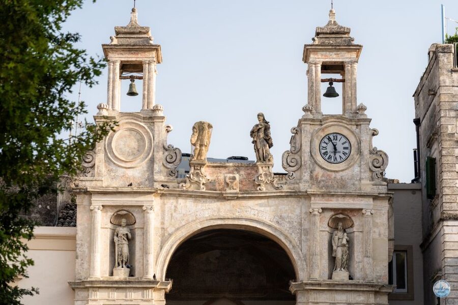 Matera Walking Tour with Casa Grotta & Rock Church Entry - Sasso Caveoso and the communal vicinati