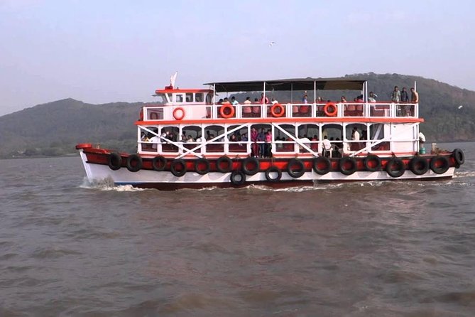 Mumbai Elephanta Caves Private Half-Day Tour including Guide - Walking Into the Elephanta Caves