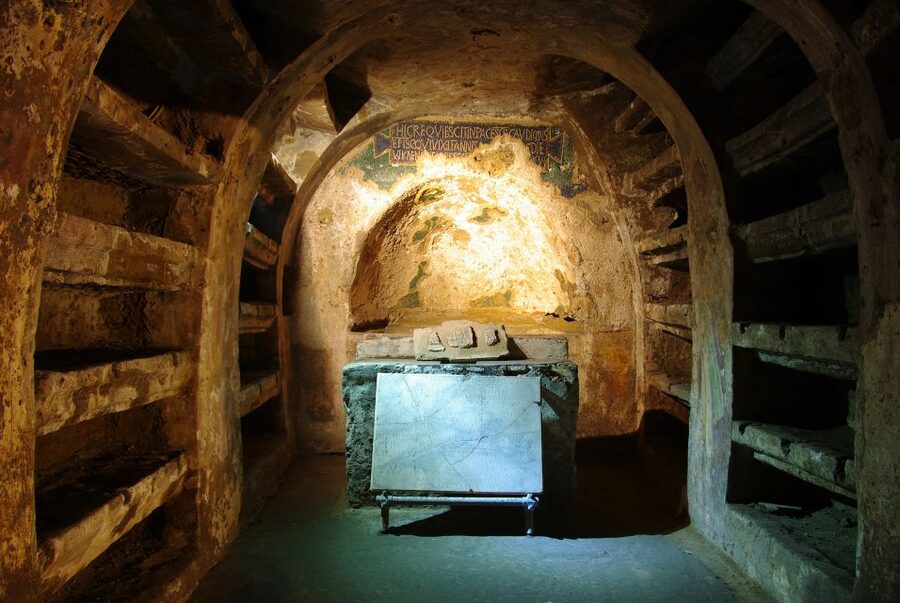 Naples: San Gaudioso Catacombs Guided Tour - Why the $15 price is good value