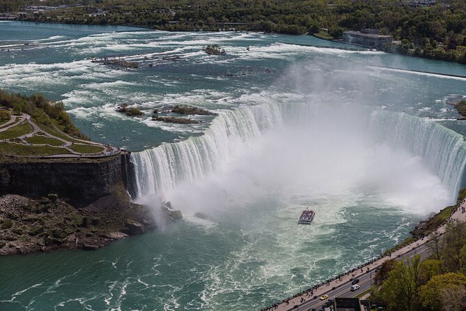 Niagara Underground Tour: Power Station and Tunnel Under Falls - The 180-foot descent into the Tailrace Tunnel