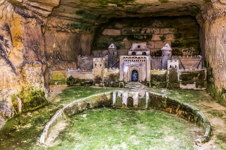 Paris: Catacombs Restricted Access Tour - Why the restricted Catacombs are different