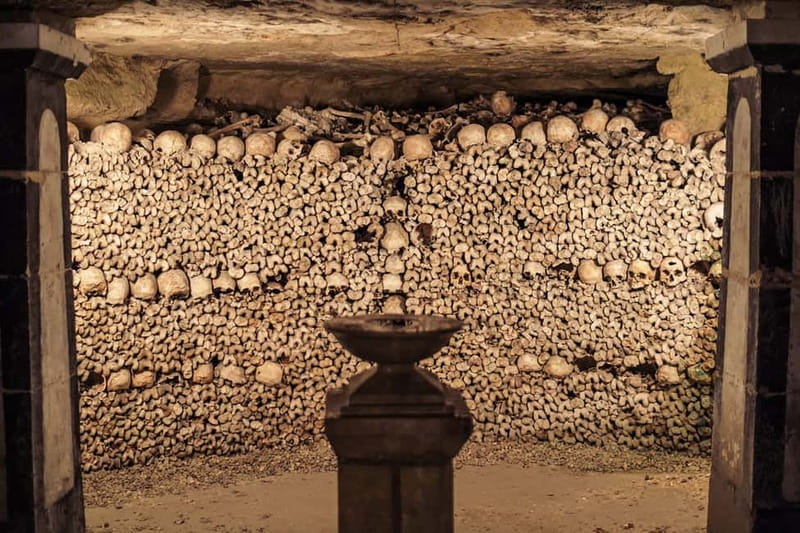 Paris: Catacombs Special Access Tour - Practical Packing Advice