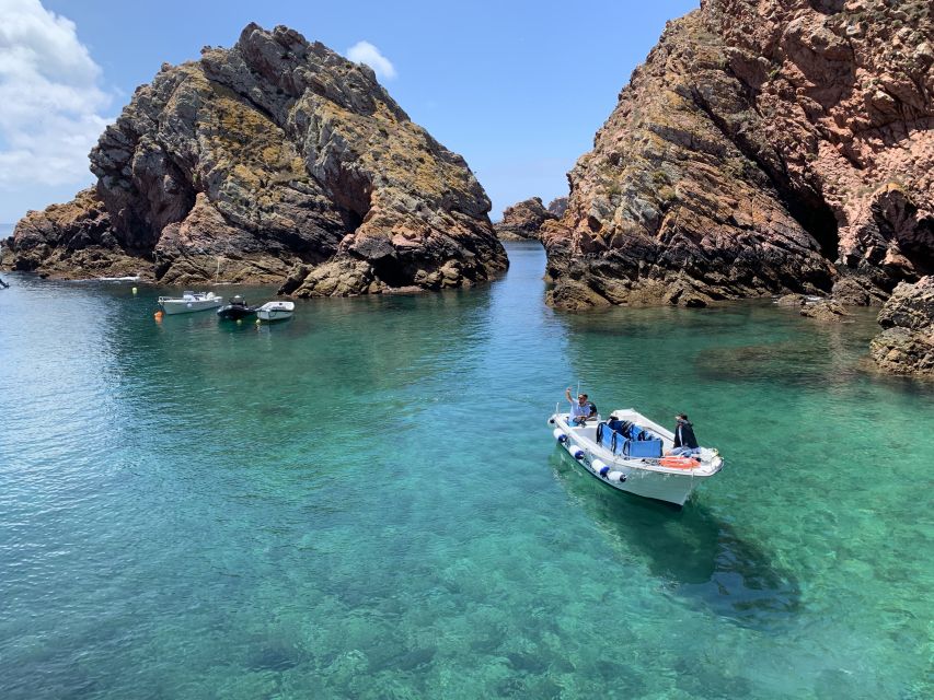 Peniche: Berlenga Island and Cave Tour - Meeting the boat at Peniche