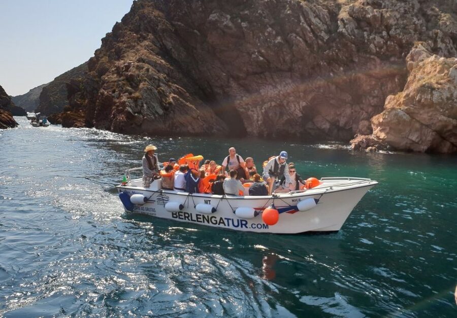 Peniche: Berlengas Roundtrip and Glass-Bottom Boat Cave Tour - Crossing from Peniche to the Berlengas