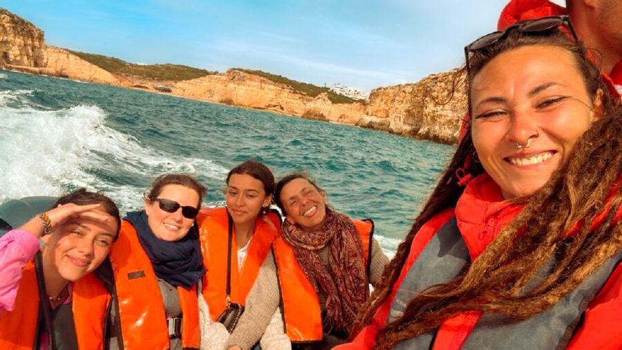 Portimão: Carvalho & Marinha Beach, Benagil Cave Boat Tour - From Portimão to Ferragudo Castle
