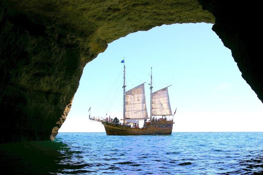 Portimão: Pirate Ship Cave Cruise - What the Portimão pirate cruise is really like