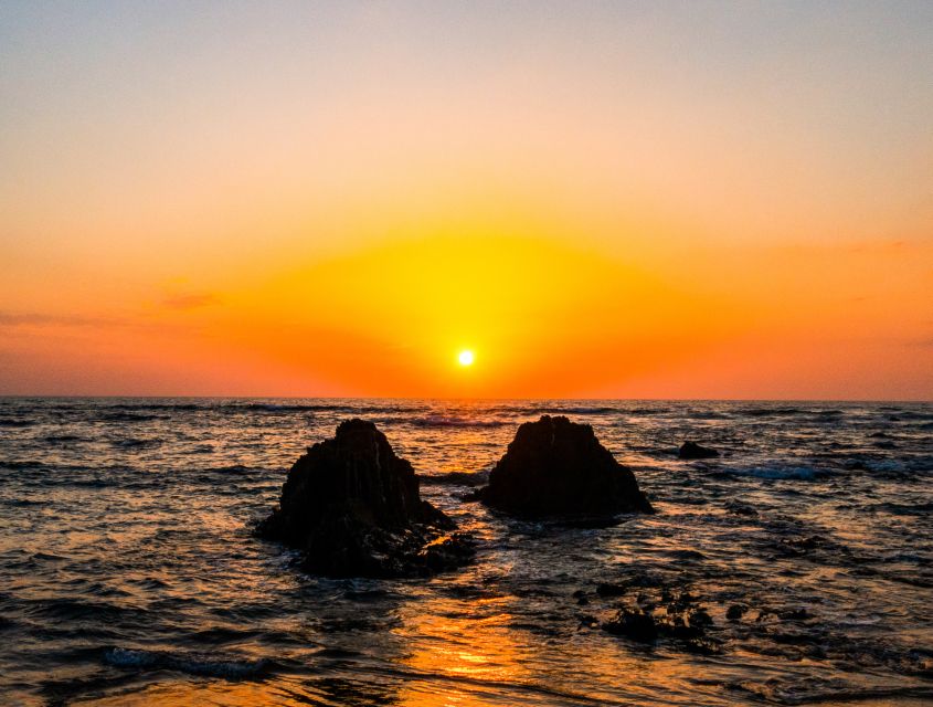 Portimão: Sunset Cruise to Benagil Cave - Entering Benagil Cave is never guaranteed