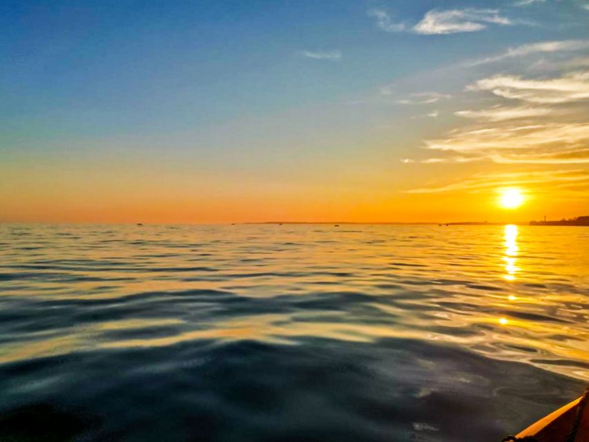 Portimão: Sunset Cruise to Benagil Cave - Guides, safety, and the human side of the trip