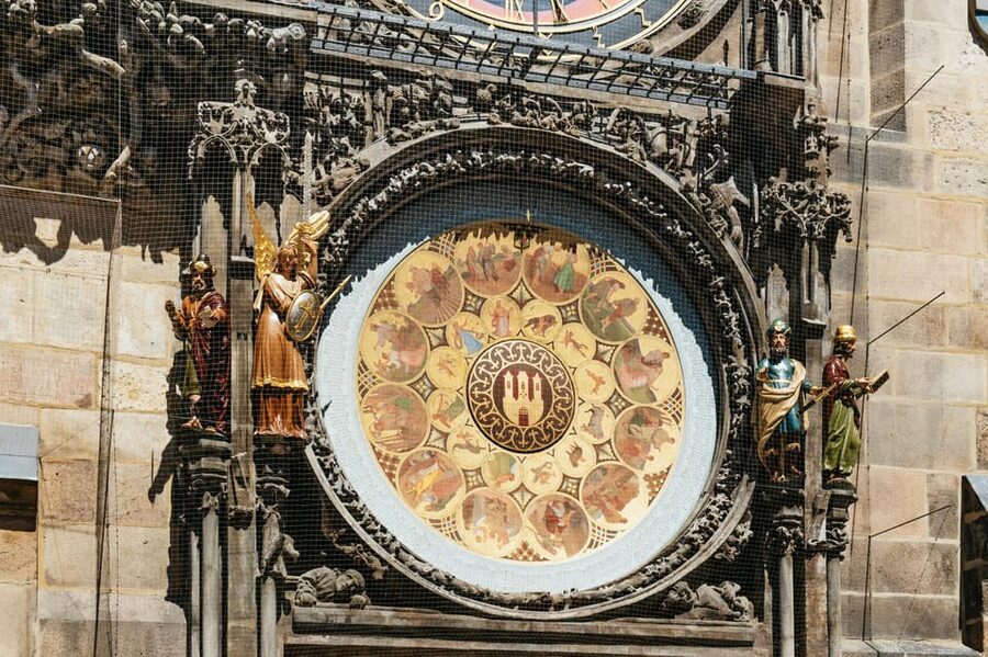 Prague: Old Town, Astronomical Clock and Underground Tour - A strong first walk through Prague