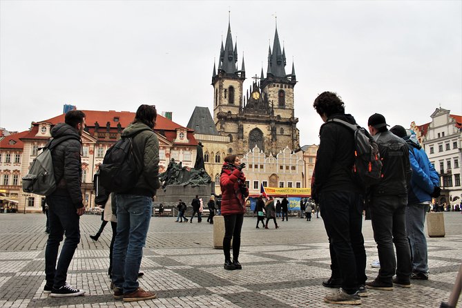 Prague Old Town, Medieval Underground and Dungeon Historical Tour - Is $32.65 fair for 90 minutes?