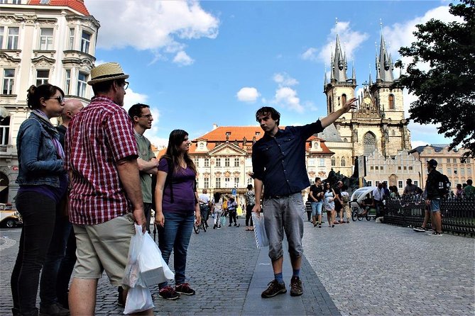 Prague Old Town, Medieval Underground and Dungeon Historical Tour - Practical details that affect your visit