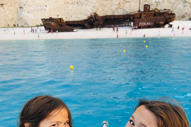 Private 7m 250hp speed boat tour Shipwreck Blue caves up to 8pax - Who should book this boat outing
