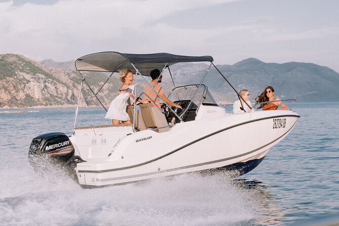 Private Boat Tour-Elafiti islands,Blue and green cave,Sandy Beach - The skipper can make or break the afternoon
