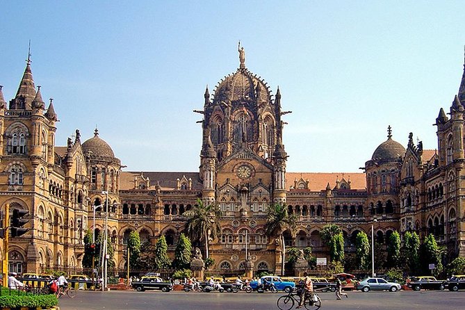 Private Full-Day Mumbai City Tour with Elephanta Caves Excursion - The museum stop may be the one to protect