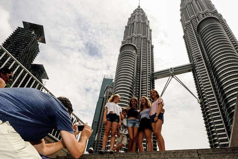 Private KL City Tour with Petronas Twin Towers & Batu Caves - Why this private KL tour works well in one day
