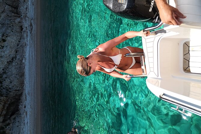 Private Luxury 6.5m 140hp Speedboat cruise Shipwreck & Blue Caves - The role of Peter and Sotiris
