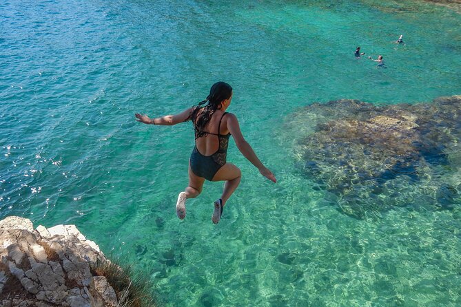 Pula Kayak, Cliffs & Snorkeling Adventure - Cliff jumping at your own comfort level