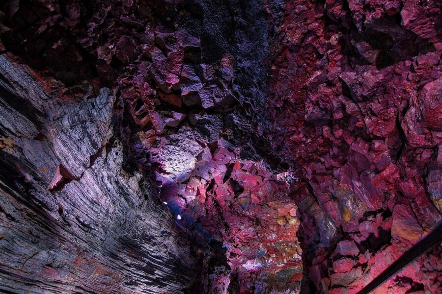 Raufarhólshellir Lava Tunnel: Underground Expedition - Ice, water marks, and the changing look of the cave