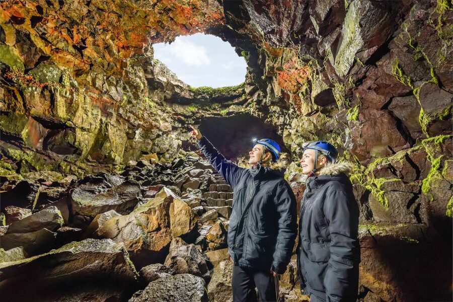 Raufarhólshellir Lava Tunnel: Underground Expedition - Group size and the question of crowding