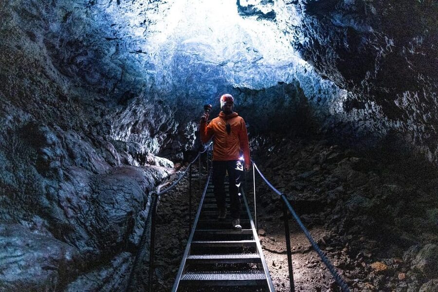 Reykjavik: Snæfellsnes Day Trip with Vatnshellir Lava Cave - Waterfalls, church history, and the road west