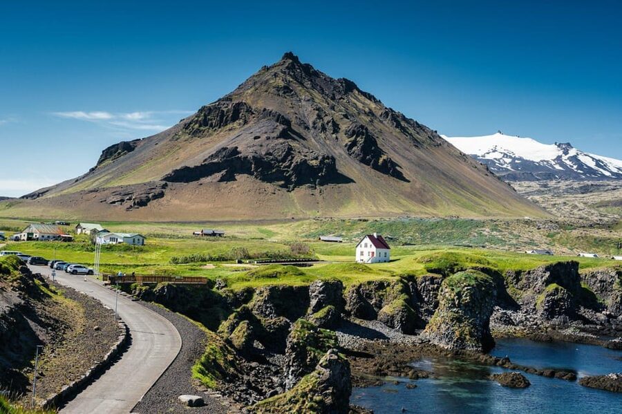 Reykjavik: Snæfellsnes Day Trip with Vatnshellir Lava Cave - Búðakirkja and the quiet side of Iceland