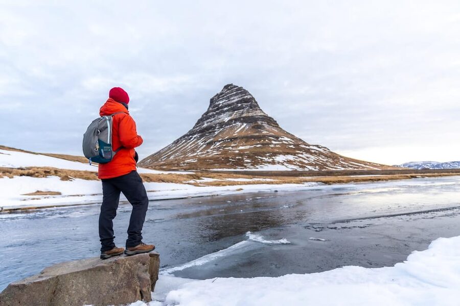 Reykjavik: Snæfellsnes Day Trip with Vatnshellir Lava Cave - Kirkjufell and the photograph everyone wants