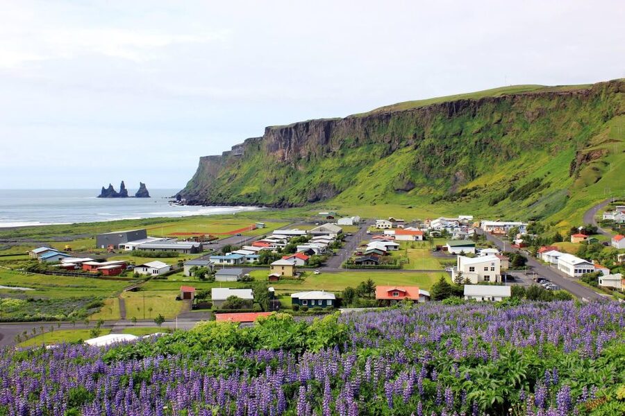 Reykjavik: South Coast and Katla Ice Cave Small Group Tour - Vik gives you a useful break