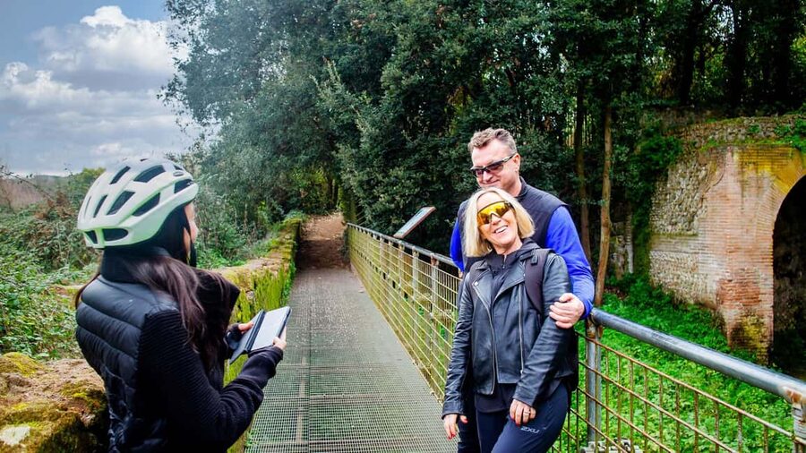Rome: Appian Way Aqueducts Bike Tour (UPG Catacombs & Lunch) - Who should book this ride
