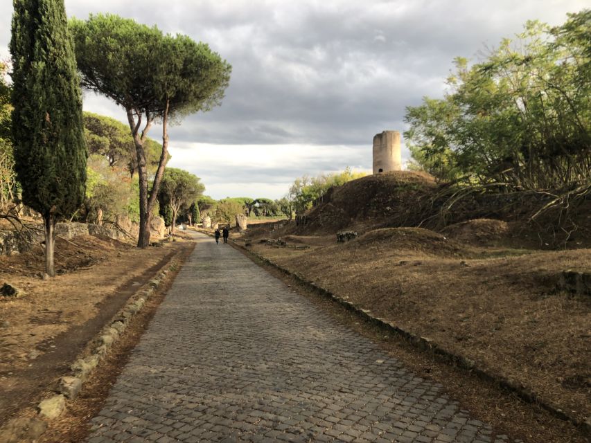 Rome: Appian Way E-Bike Tour Catacombs, Aqueducts & Picnic - Cecilia Metella and the old road