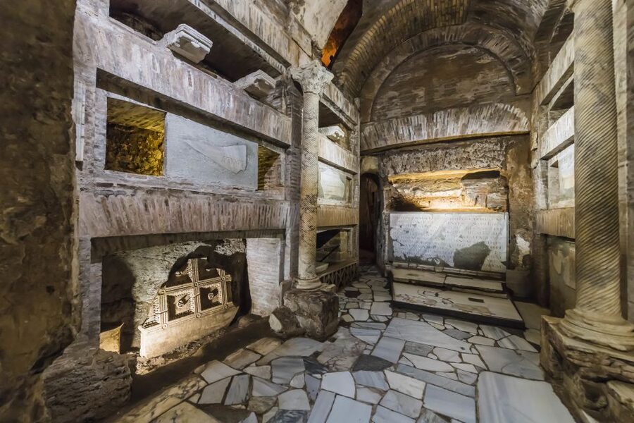 Rome: Catacomb of St. Callixtus and Appian Way Guided Tour - Roman aqueducts in Parco degli Acquedotti