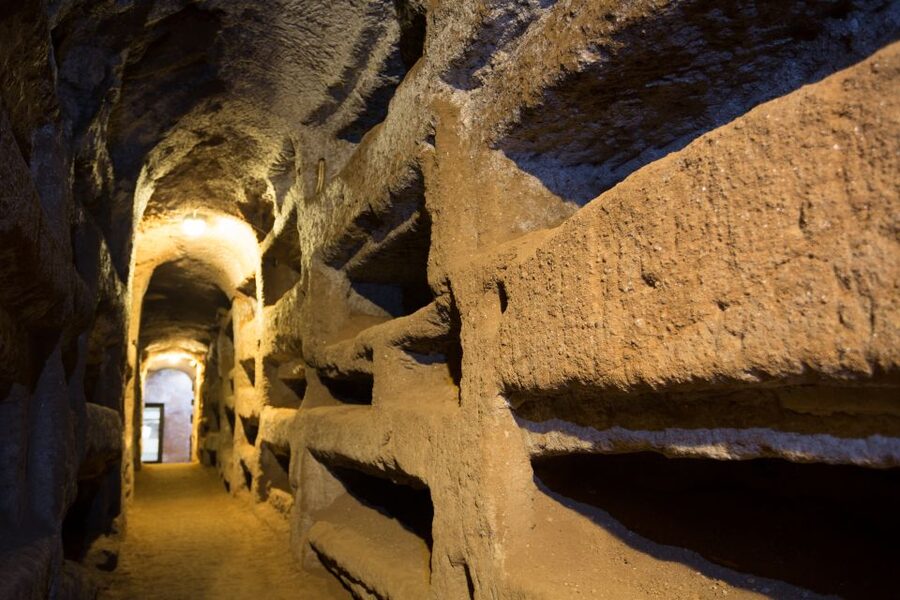 Rome: Catacombs Guided Tour with Transfer - Returning through Rome