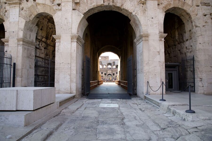 Rome: Colosseum Underground Small Group Guided Tour - Palatine Hill and Roman Forum: Valuable, But Unguided