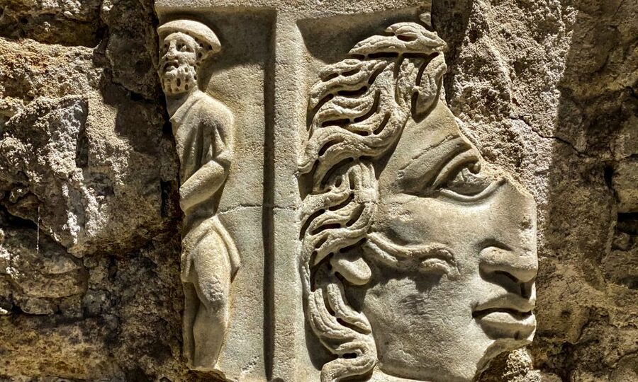 Rome: Guided Roman Catacombs Tour with Transfers - Frescoes, symbols, and changing beliefs