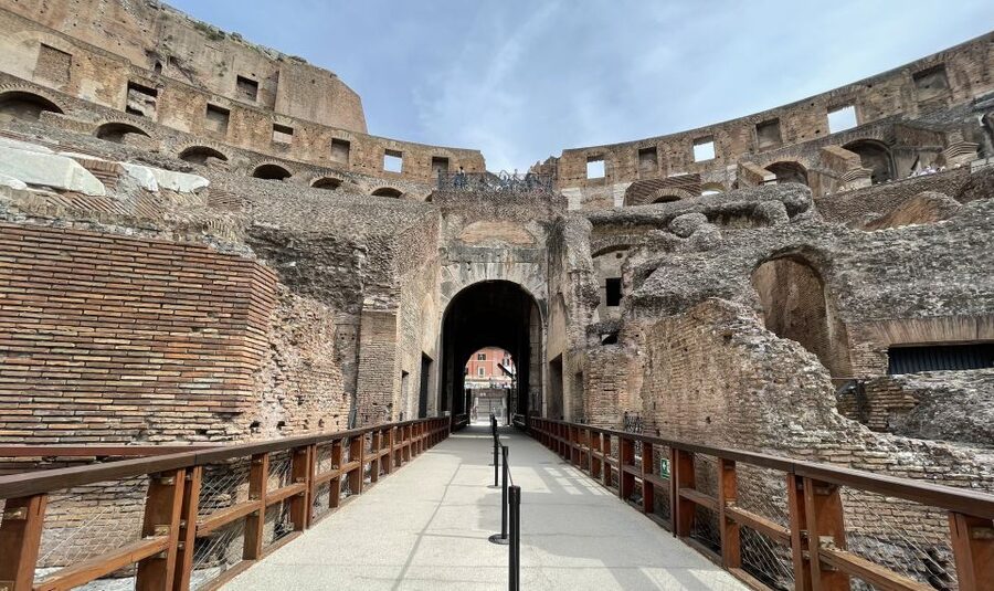 Rome: Guided Tour of the Colosseum Underground - Meeting at Via dei Fori Imperiali