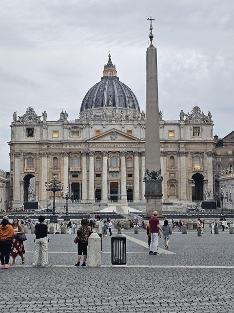 Rome: St. Peter's Basilica and Papal Grottoes Guided Tour - The Papal Grottoes below the nave