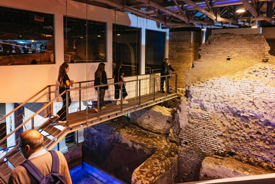 Rome: Trevi Fountain and Underground Guided Tour - The main misunderstanding to avoid