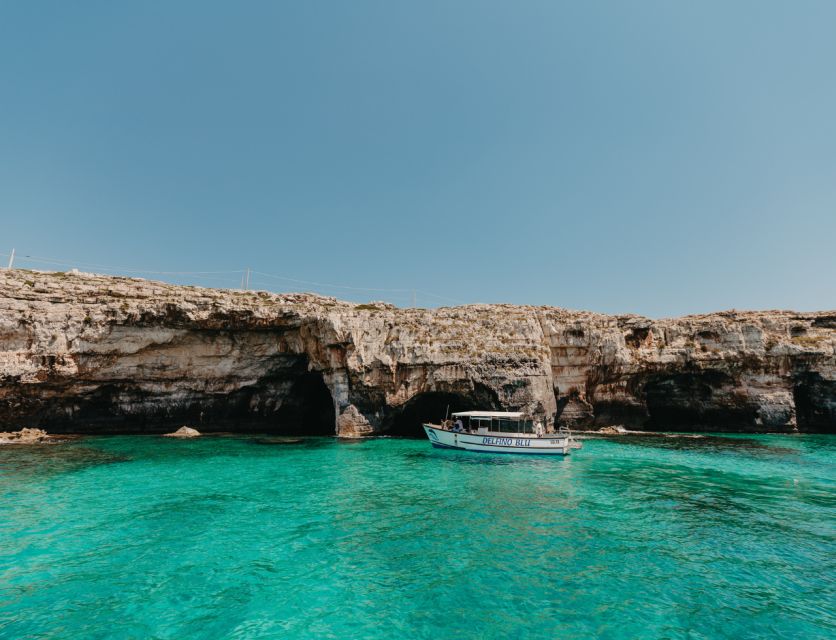 Santa Maria di Leuca: Caves Boat Tour - Weather, language, and timing choices