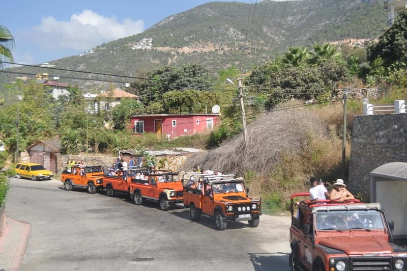 Sapadere Jeep Safari: Taurus Mountains, Waterfall & Cave - Lunch, fruit, and the stops between attractions