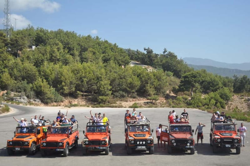 Sapadere Jeep Safari: Taurus Mountains, Waterfall & Cave - Water fights, photographs, and the playful side