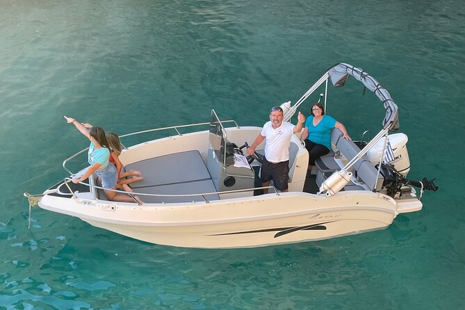 Shipwreck and Blue Caves - Private Speedboat Tour (up to 6 pax) - The skippers and the feel on board