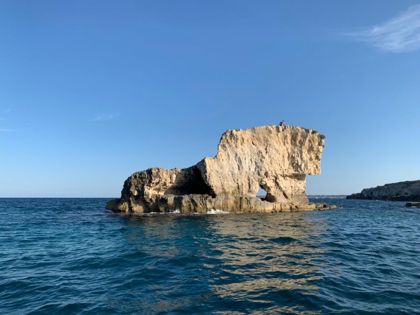 Siracusa: Ortigia Boat Tour with Marine Grotto & Snorkeling - What $47 gets you