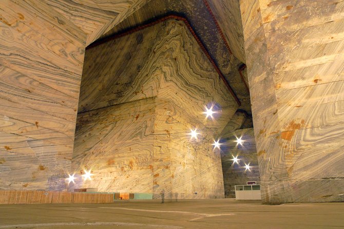 Slanic Salt Mine Day Trip from Bucharest - Entering the Unirea Salt Mine