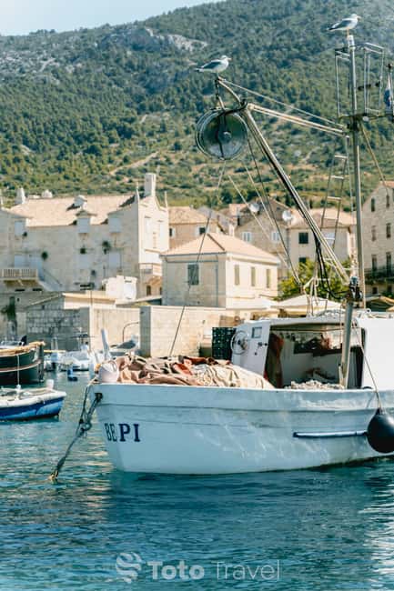 Split/Podstrana: Blue Cave, Hvar & 6 Islands Speedboat Trip - What the $129 price really covers