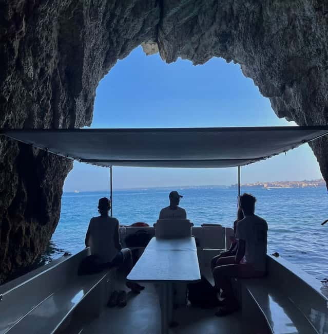 Syracuse: Ortigia Island & Sea Cave Boat Tour with Prosecco - Why this short Ortigia cruise works